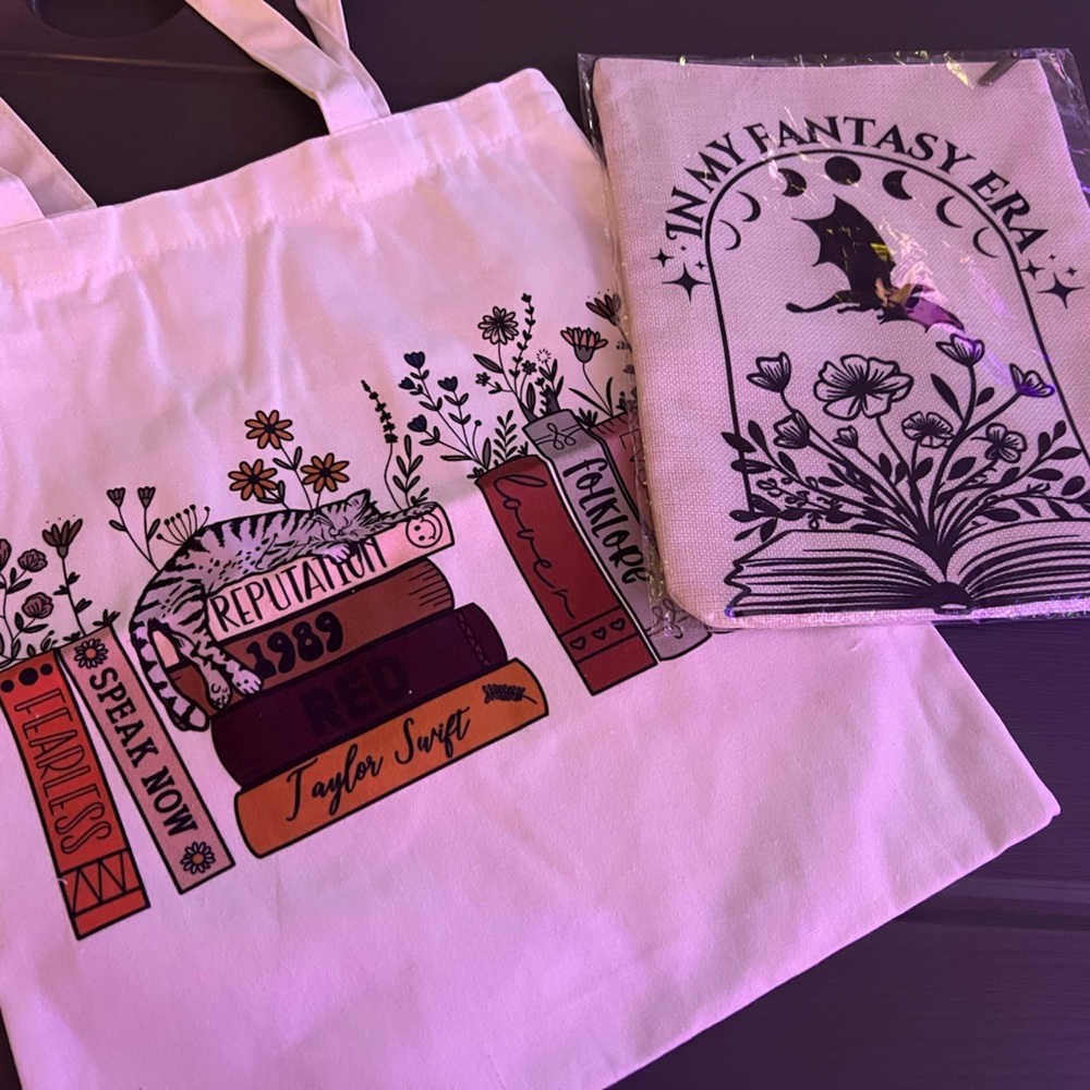 Taylor Swift Themed White Tote Bag with Book Design and lined book sleeve New